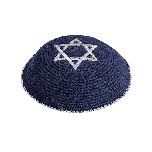 כיפה סרוגה כחול רקמה מגן דוד כסף 16 ס״מ בד כחול,כסף