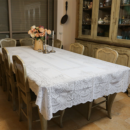 מפת שולחן מהודרת "שבת ויום טוב" 140×220 ס״מ בד לבן