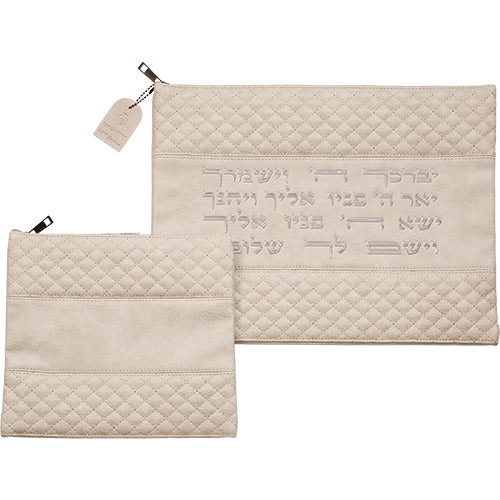סט טלית תפילין דמוי עור אפור אותיות בולטות "יברכך" כסף 31×38 ס״מ דמוי עור אפור