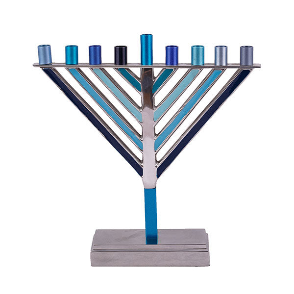 חנוכיית חב"ד גדולה - כחול
