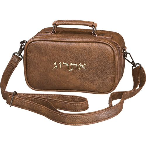 תיק לאתרוג פיו 11×19 ס״מ גוון חום כהה דמוי עור