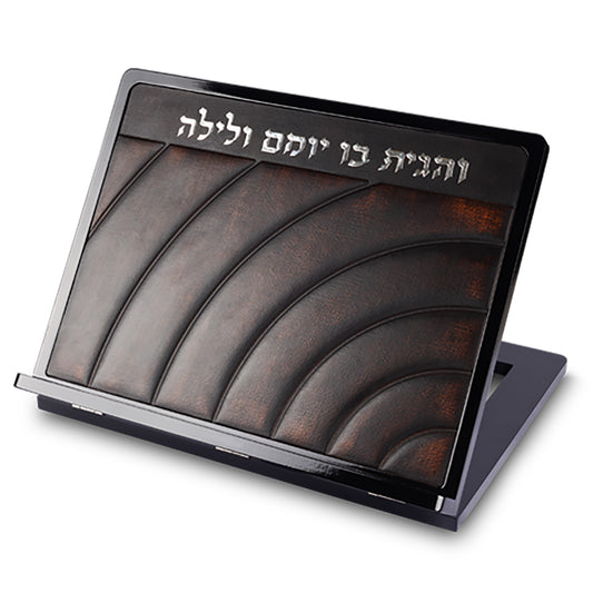 שטנדר מעץ עם פלקטה דמוי עור 38×31 עץ ודמוי עור