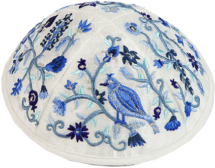 כיפה רקמה - ציפורים - כחול